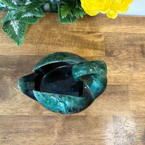 Blue Mountain Pottery Swan Figurine Vintage Canada Green Drip Glaze Ceramic MCM - Picture 4 of 6